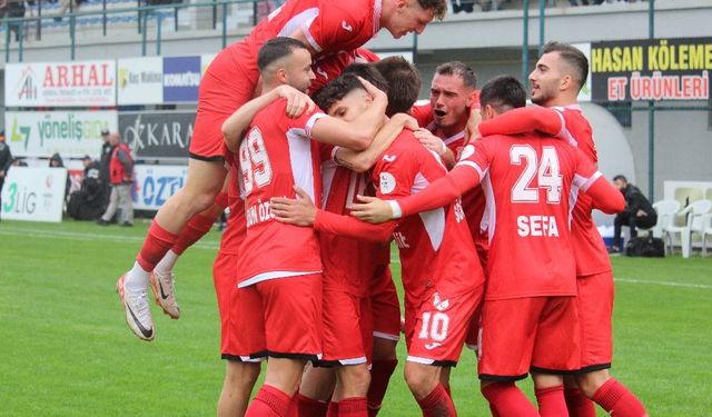 Sebat Gençlik Liderliği Kaptı, Gözünü Tokat Deplasmanına Dikti!