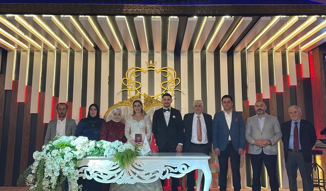 Siyasetçi Hüseyin Uzun, oğlu Burak’ı Koş ailesinin kızı Fatoş ile evlendirdi