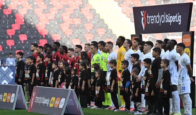 Çaykur Rizespor’dan Hakem Tepkisi: Futbol Sahada Kalmalı!