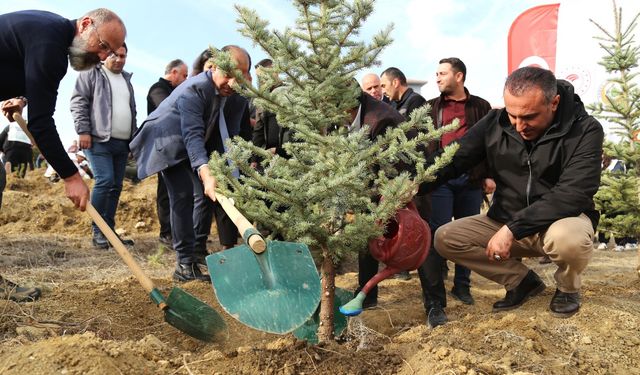 Fidanlar Toprakla, Gönüller Birliktelikle Buluştu