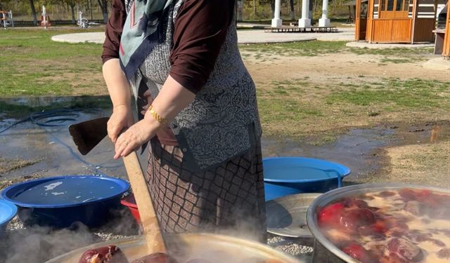 Samsun'da kış hazırlıkları geleneksel kocabaş turşusu yapımıyla sürüyor