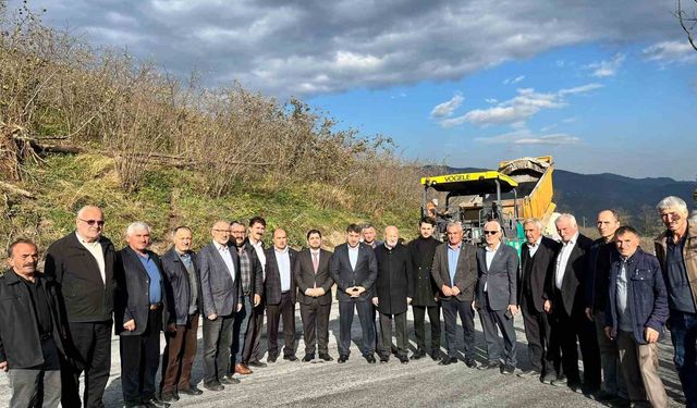 Başkan Türkcan: 'Sarpdere-Damarlı yolu hak ettiği değere kavuşuyor'