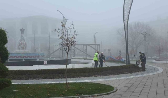 Kütahya’da yoğun sis ulaşımı olumsuz etkiledi