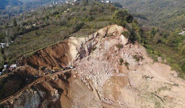 Ordu’da göçükte arama çalışmalarına ara verildi