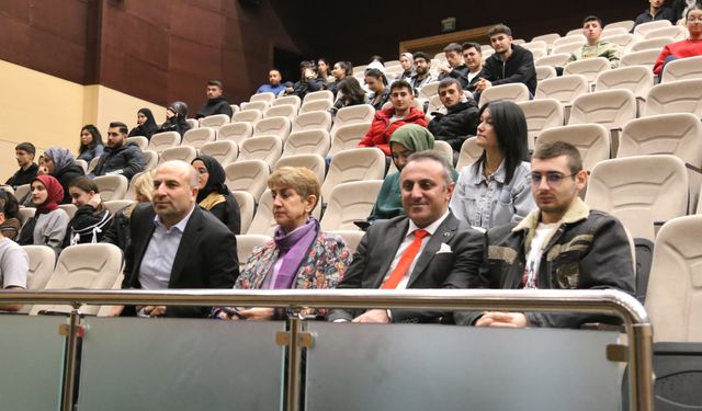 Gümüşhane Üniversitesi’nde Rekor Başvuru! 3954 Öğrenciden 561’i İŞKUR Gençlik Programı Kapsamında İstihdam Edilecek