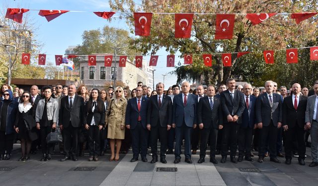 Doğu Karadeniz'de 24 Kasım Öğretmenler Günü kutlandı