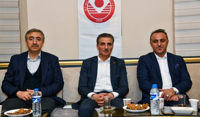 Gümüşhane’de Tarihe Yolculuk: Vali Aydın Baruş Türk İdare Sisteminin 2 Bin Yıllık Serüvenini Anlattı