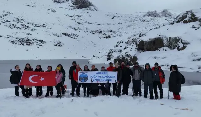 Artabel’de Zorlu Kış Yürüyüşü: 3 Bin 300 Rakımda Unutulmaz Hafta Sonu
