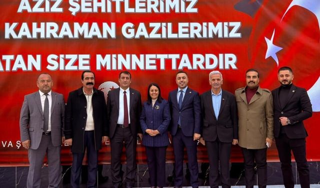 Hatice Atan’dan Yüksekova’da Duygulandıran Konuşma: “Bu Fedakârlık Dünyanın Hiçbir Yerinde Yok”