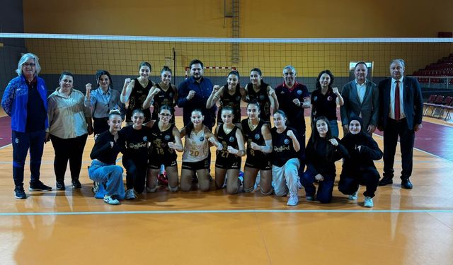 Semt Asansör Bordo Mavi 61 Spor Liderlik Yolunda Kritik Engel’i Aştı: Osmancık’ı 3-0 Mağlup Ettiler