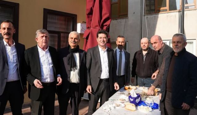Trabzon’da Hamsi Coşkusu: 200 Kilo Hamsi Kısa Sürede Tükendi