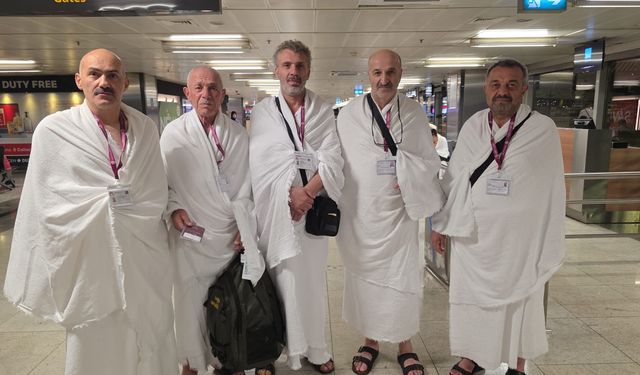 Trabzon'da Şehit Yakınları ve Gaziler Umreye Uğurlandı