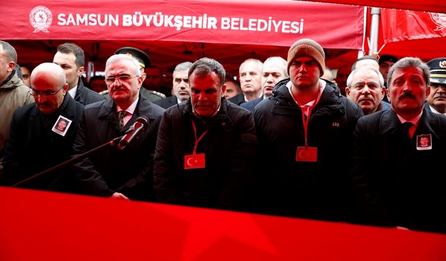 İstanbul'da narkotik operasyonunda şehit olan polis memuru Albayrak memleketi Samsun'da defnedildi