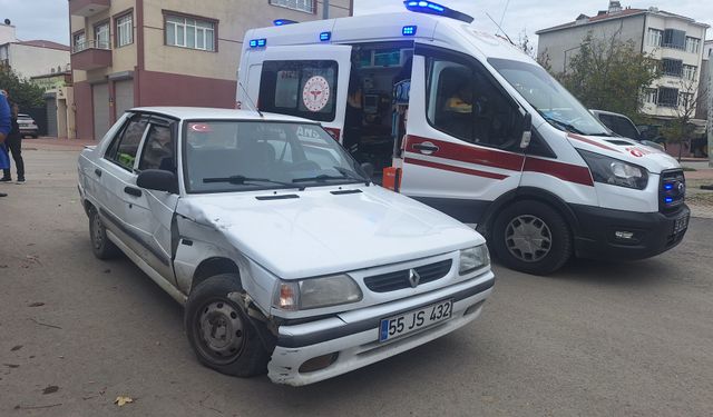 Samsun'da otomobille motosiklet çarpıştı, 2 kişi yaralandı