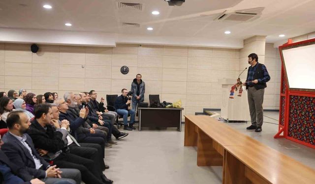 'Hacivat-Karagöz', genç kuşaklarla perde açtı