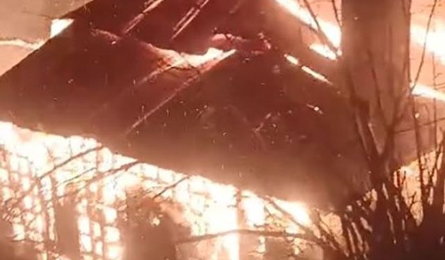 Ordu'da iki katlı ahşap evde yangın