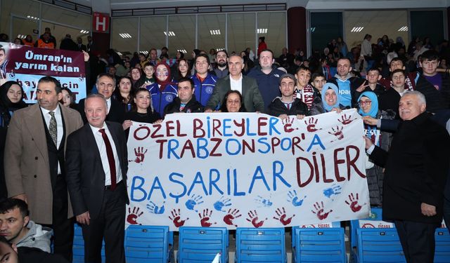 Vali Yıldırım, Trabzonspor Maçını Özel Gereksinimli Bireylerle İzledi