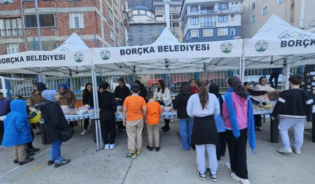 Mehmet Akif Ersoy İlk-Ortaokulu’nda Kermes: “Okul İçin Birlik Zamanı”