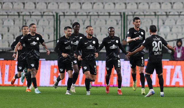 Ara transfer döneminde kadrosunu güçlendirmeye hazırlanan Çaykur Rizespor’da Forvet Alarmı