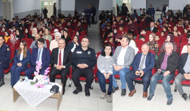 Dernekpazarı’nda Öğretmenler Günü Coşkuyla Kutlandı