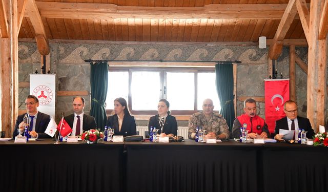 Karadeniz’de Düzensiz Göçle Mücadele İçin Kritik Toplantı: Bölgesel Yol Haritası Belirlendi