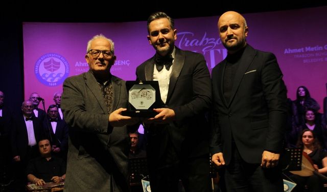 Trabzon’da “Vefa” Gecesi: Türk Sanat Müziği Konseri Ayakta Alkışlandı