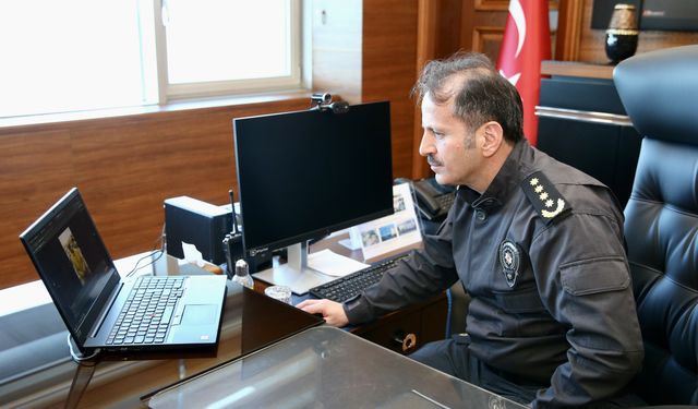 Giresun Emniyet Müdürü Akbaş, AA'nın 'Yılın Kareleri' oylamasına katıldı