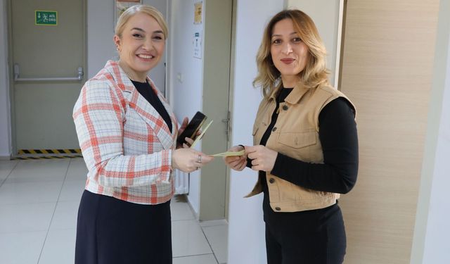 Sağlık çalışanlarına mektupla 'serviks kanseri taraması yaptırın' çağrısı