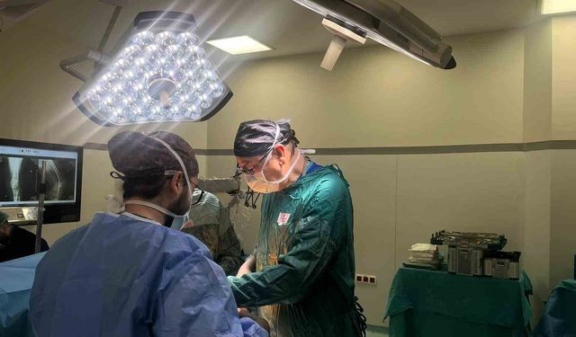 Artroskopik cerrahi ile omuz ağrılarına son