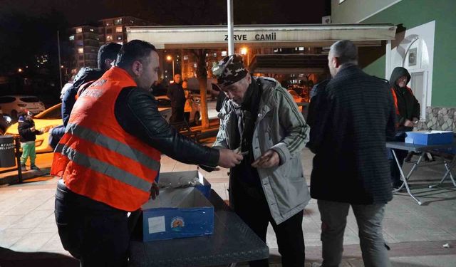 Atakum'da kandil simidi ikramı