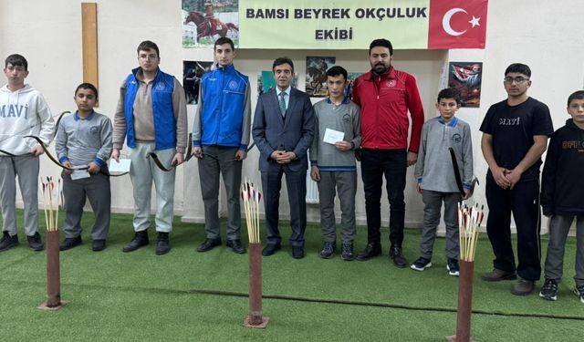 Bayburt'ta bağımlılıkla mücadele kapsamında 'Okçuluk Turnuvası' düzenlendi