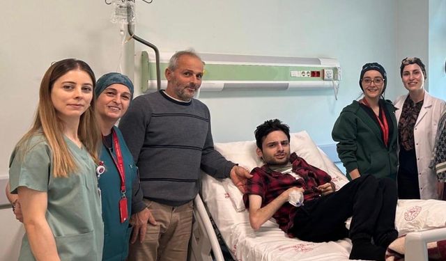 Rize’de Başarılı Ameliyat: 20 Yaşındaki Hasta Sağlığına Kavuştu