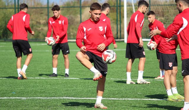 Sebat Gençlikspor, Pazarspor deplasmanı öncesi hazırlıklarını yoğun tempoda devam ettirdi