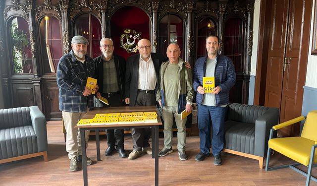 Gazeteci Kamil Anahar “Bizim Mahalle-1”e İmza Attı