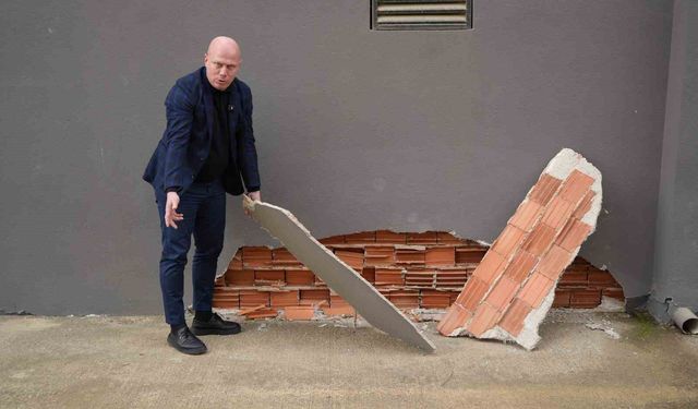 Apartmanlarda derin çatlaklar: Bina sakinleri tedirgin