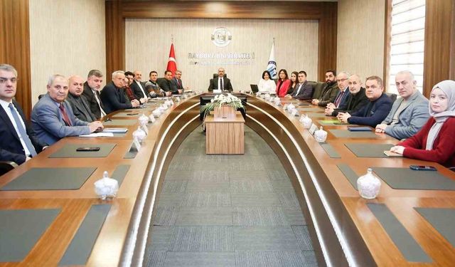 Bayburt Üniversitesi Kalite Komisyonu 2026 yılı ilk toplantısını gerçekleştirdi