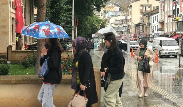 Bayburt'ta karla karışık yağmur ve kar bekleniyor