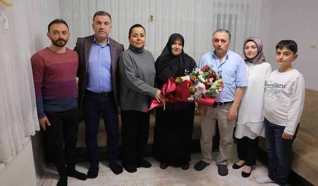 Vali Eldivan, gazi ailesinin iftar sofrasına konuk oldu