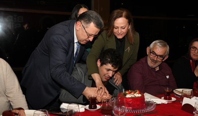 Büyükşehir’den Anlamlı Gece! “Bir Ömür Birlikte” Buluşması Duygulandırdı