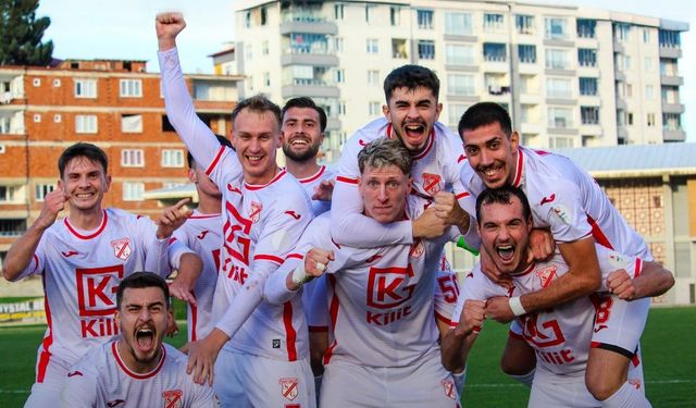 Sebat Gençlikspor Liderliğini Korumak İstiyor: Rakip Giresunspor