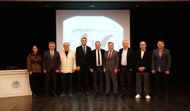 Akçaabat’ta Kurtuluş Haftası’nda anlamlı konferans