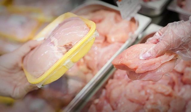 Tavuk Fiyatlarına Şok Zam: 2 Günde Yüzde 25 Arttı