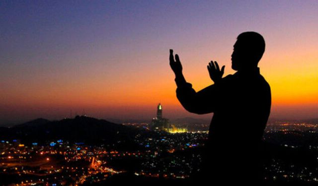 İslam Öncesi Arabistan ve Peygamber Efendimizin Hayatı