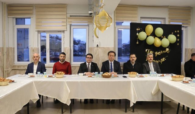 Asarcık Kaymakamı Korkmaz, Yatılı Bölge Ortaokulu'nda iftar programına katıldı