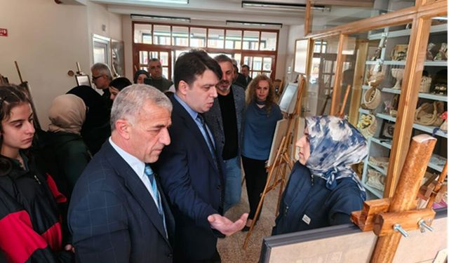 Çaykara'da 'Hüsn-i Hat ve Ebru' sergisi açıldı