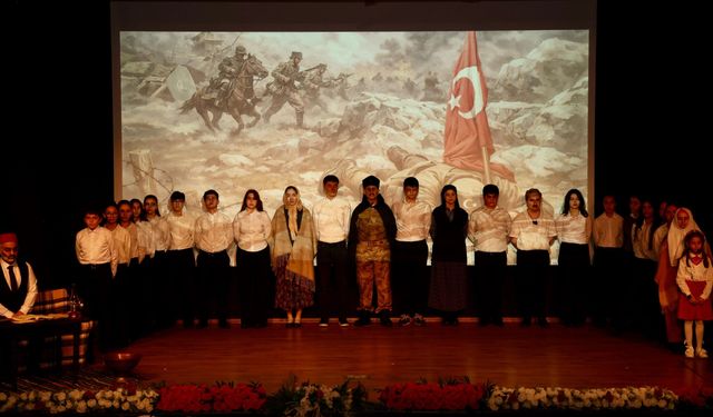 Giresun'da İstiklal Marşı'nın Kabulü ve Mehmet Akif Ersoy'u Anma Günü programları yapıldı