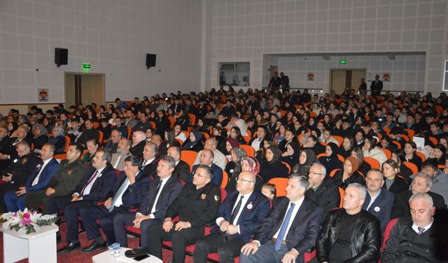 Havza'da Çanakkale Deniz Zaferi fotoğraf sergisi açıldı