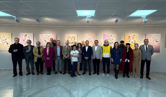 Çizgiyle anlatılan 'kadın' teması sanatseverlerle buluştu