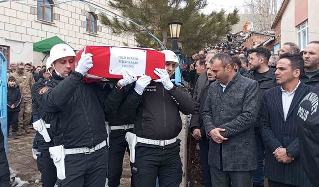 Kalp krizi sonucu hayatını kaybeden Bayburtlu polis toprağa verildi