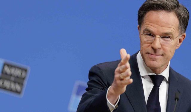Rutte: 'NATO çok güçlü bir ittifak, bunu Türkiye'ye yönelen üç füze konusunda gördünüz'